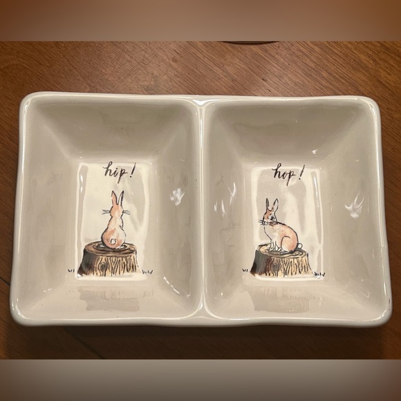 Rae Dunn Artisan Collection by Magenta HIP HOP Rabbit Divided Candy Dish/Bowl - Picture 1 of 5
